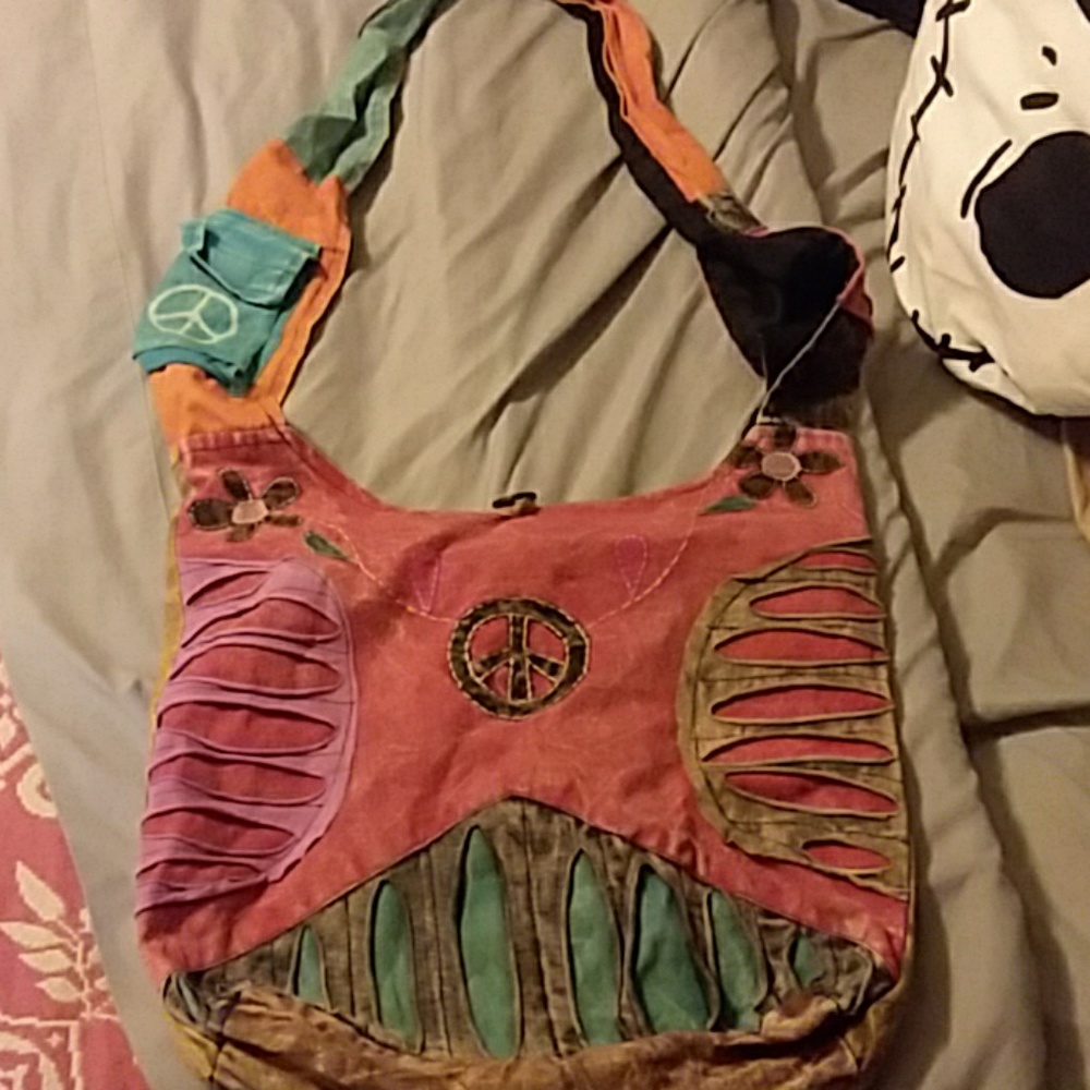Hobo zipper/button purse